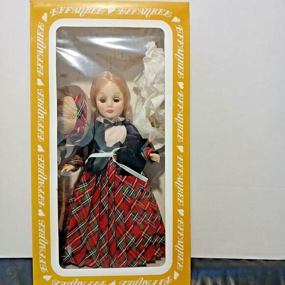 Vintage Effanbee Doll, 1154 Robyn - Picture 2 of 8